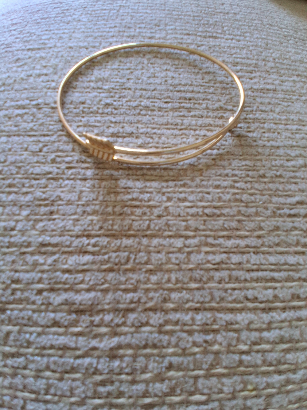 Gold-tone Arrow Wrap Bangle Bracelet for Women Sell As It Is
